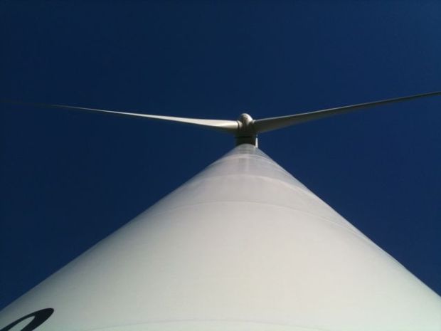Wind turbine Nov 2011 1
